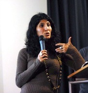 Sandi Hilal